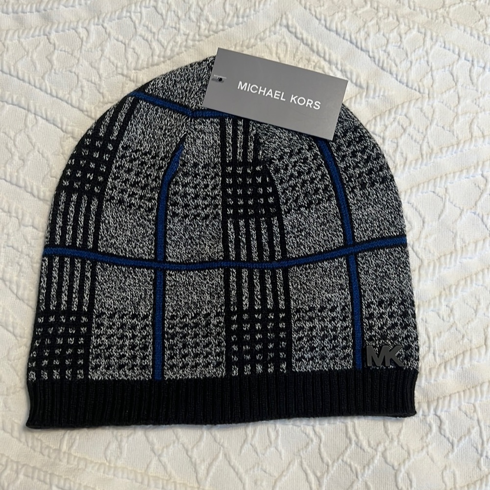 Michael Kors hat black and blue NWT